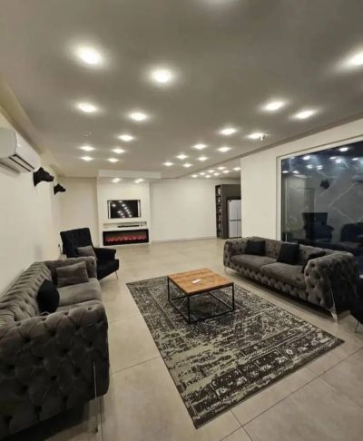ویلا 300 متری دو خوابه در باغستان کرج