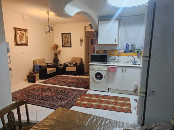 آپارتمان 90 متری دو خوابه در فاطمی تهران