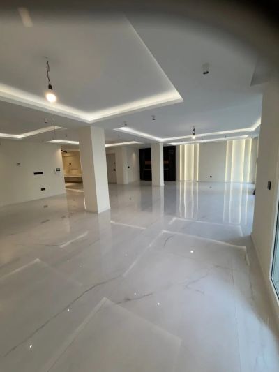 آپارتمان 265 متری سه خوابه در سعادت آباد تهران