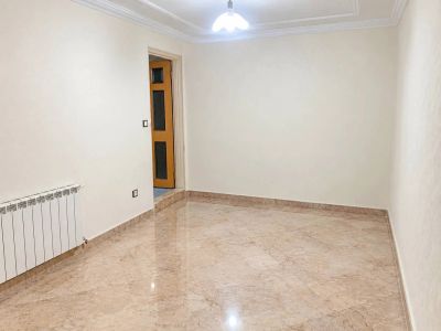 خانه 170 متری سه خوابه در پرستار تهران