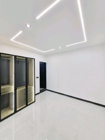 آپارتمان 105 متری سه خوابه در فاز 1 اندیشه