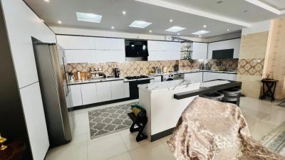 آپارتمان 132 متری سه خوابه در شهرک شاهد شهریار